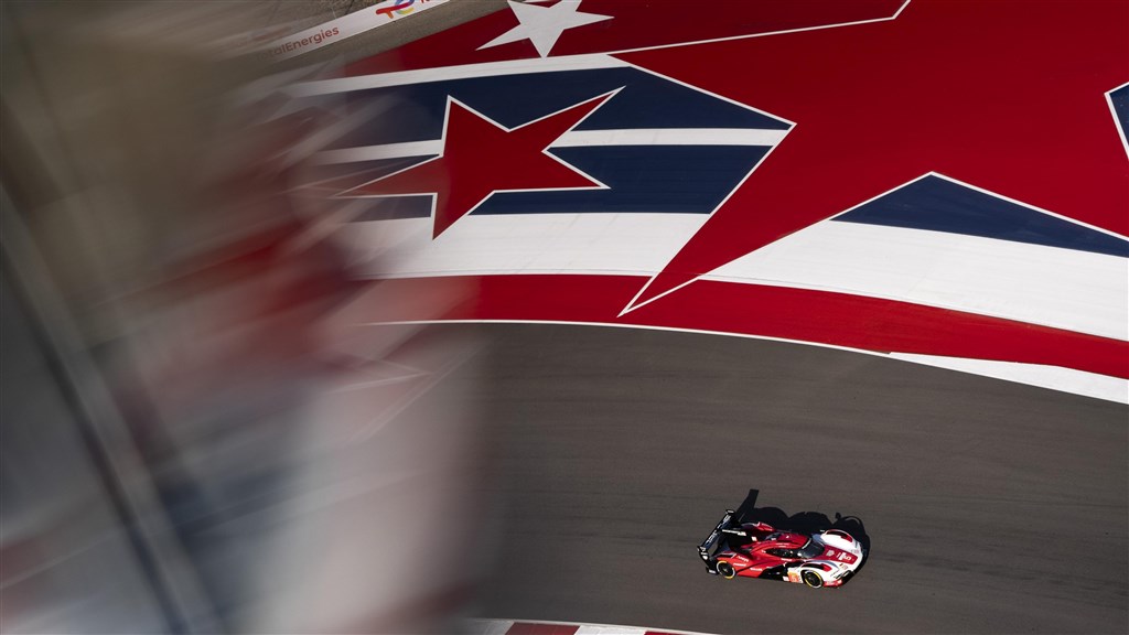 Michael Christensen jagter endnu et podie under svære betingelser. 
(Foto: Porsche)
